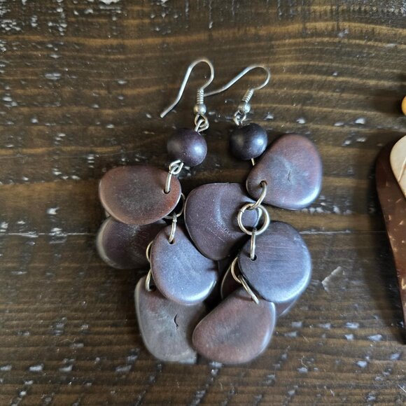 Vintage Lot of 2 Pairs Wood Dangle Earrings Boho Earthy Artsy Retro MCM Brown - Picture 3 of 7